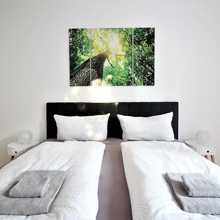 Light-Flooded City Apartment With Balcony And Garden Wurzburgo Exterior foto